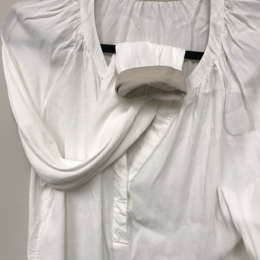 White 100% viscose (rayon) long sleeves top